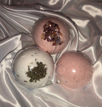 Load image into Gallery viewer, Bath Bombs
